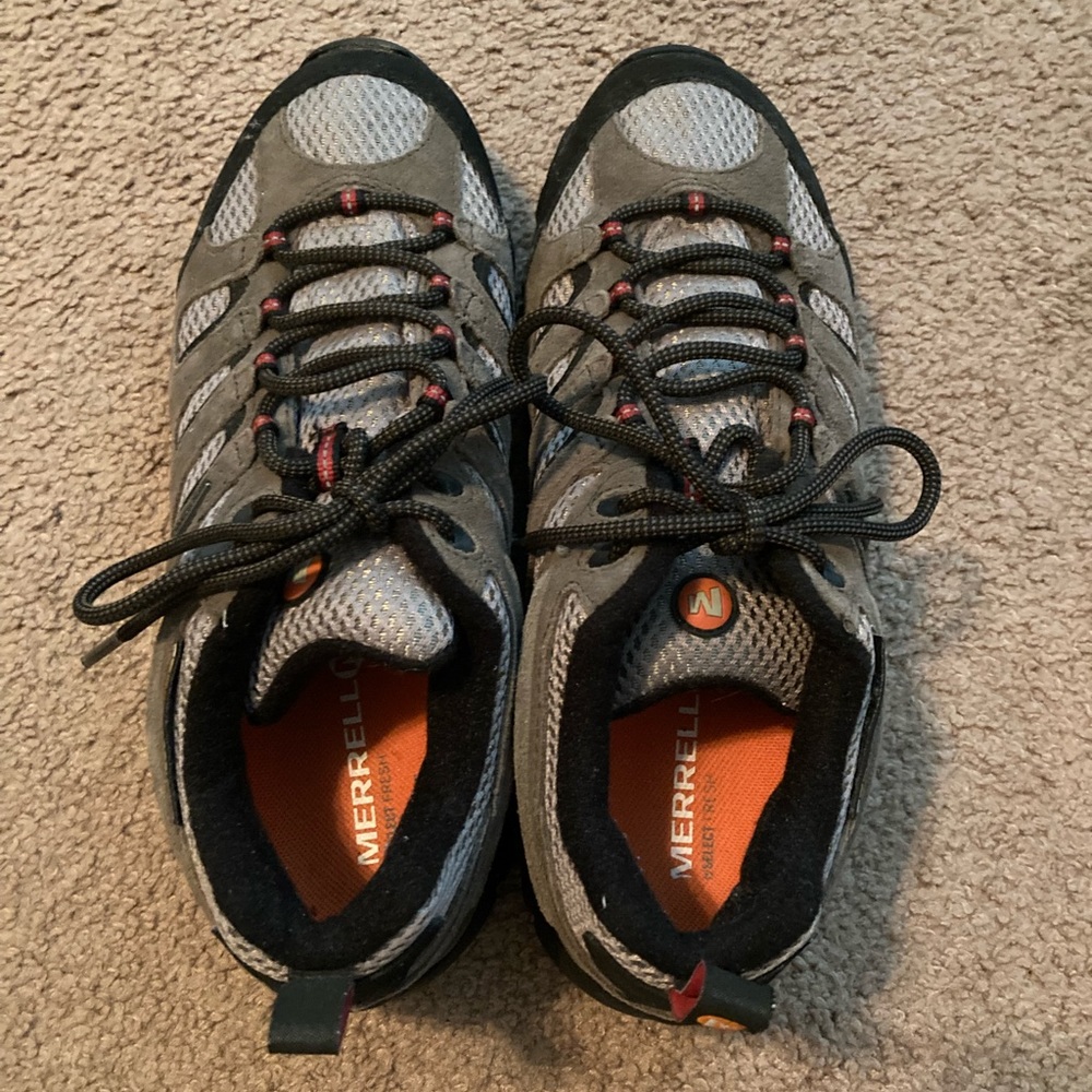 Like New Merrell Shoes